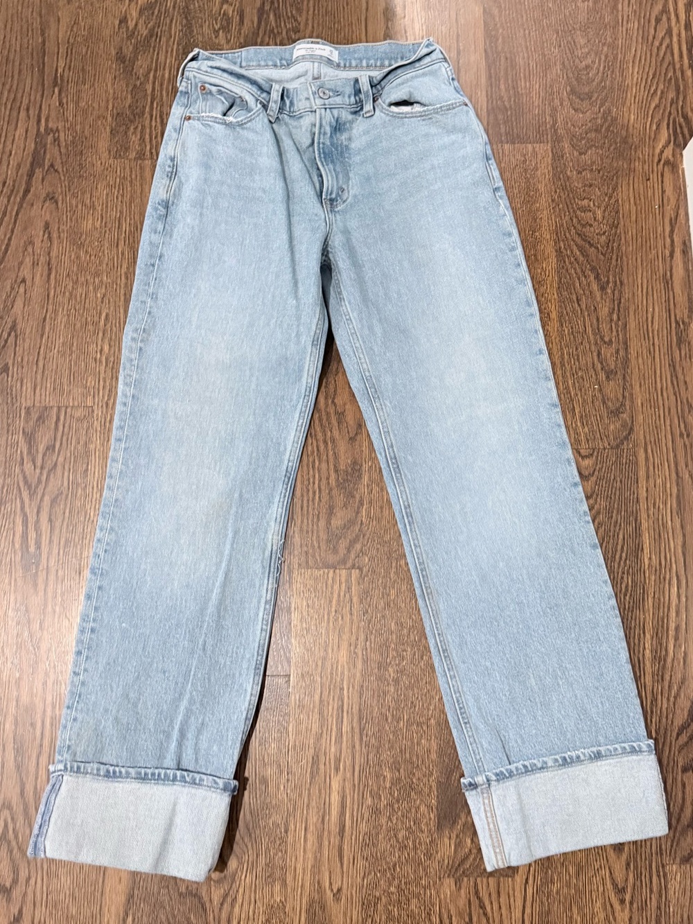 Abercrombie & Fitch The Baggy Low Rise Jeans Size 25 Regular Light Wash Cuffed
